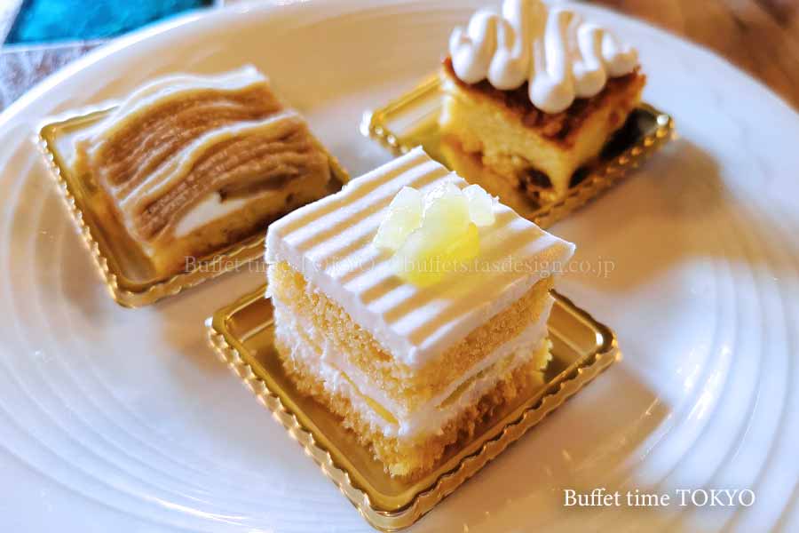 スーパーメロンショートケーキと東京スーパーチーズケーキ