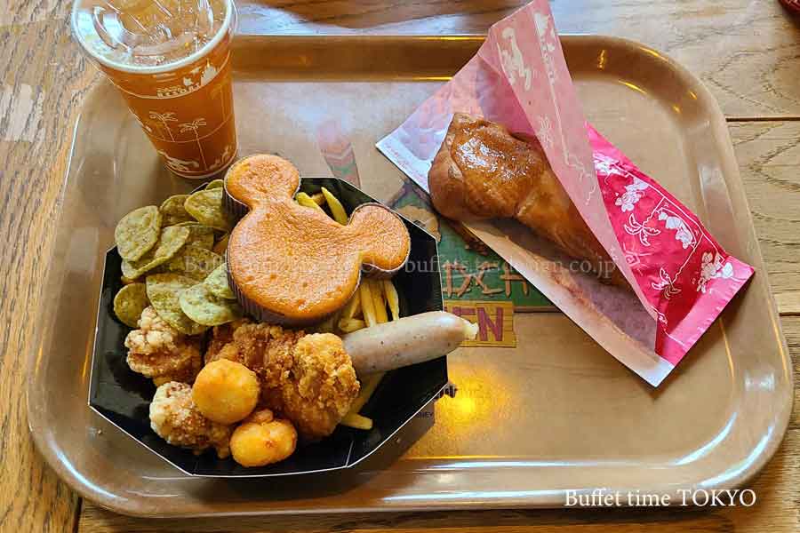 「コンボ・プレート」「スモークターキーレッグ」のセット