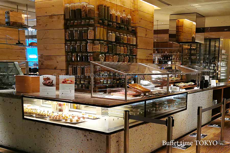 オールデイダイニング カフェ 店内
