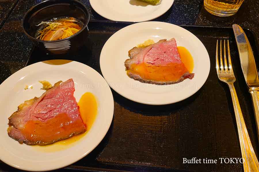 取り分けた料理